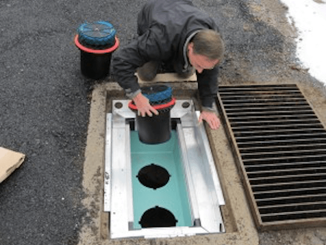 Stormwater filtration retrofit installation
