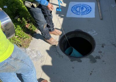 installing fabco industries stormwater filter in manhole