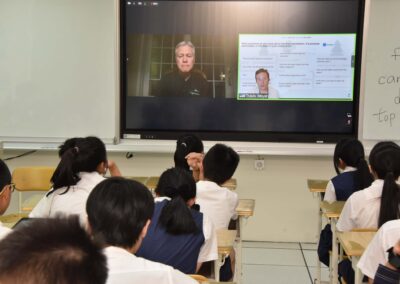 bill reitzig presents to students for see program in taiwan