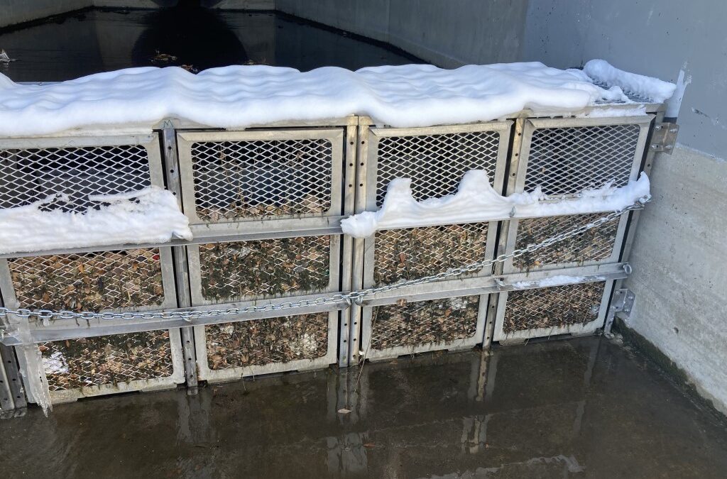 adams county fabco industries stainless steel flume filter trash and debris capture