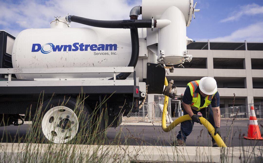 DownStream Services Maintenance Truck Cleaning